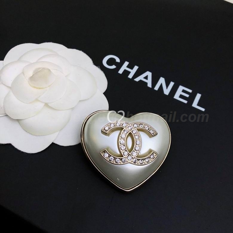 Chanel Brooch 488